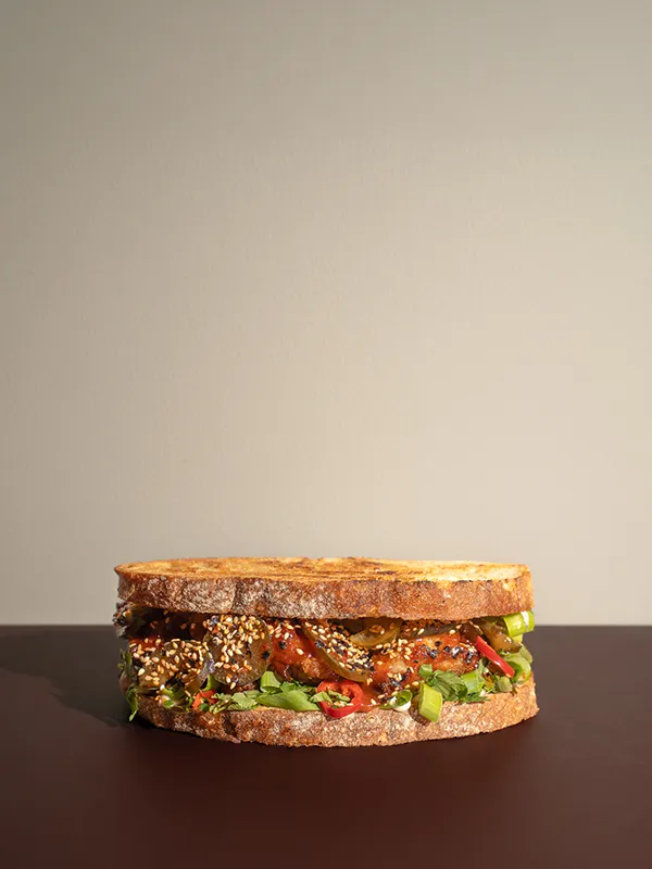 mackverket korean bbq sause grillad surdegsmacka